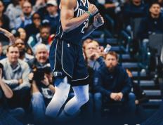 开云体育中国-关于独行侠逆转国王，东契奇关键三分！的信息