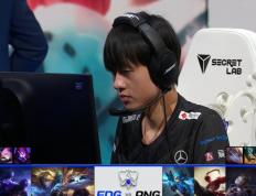 开云体育中国-惊天逆转！S赛战队挺进四强的简单介绍