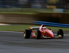 开云下载-双线焦点，F1新赛季揭幕战激战正酣，塞维利亚淘汰阿森纳引爆足坛