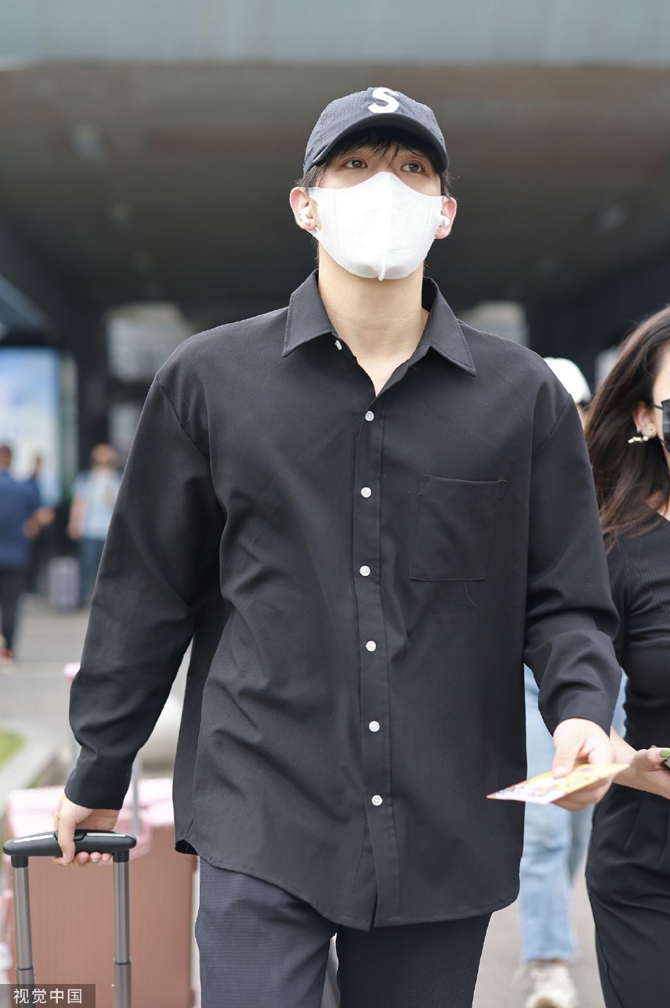 开云体育在线-关于全球热议!棒球场外八卦引关注的信息