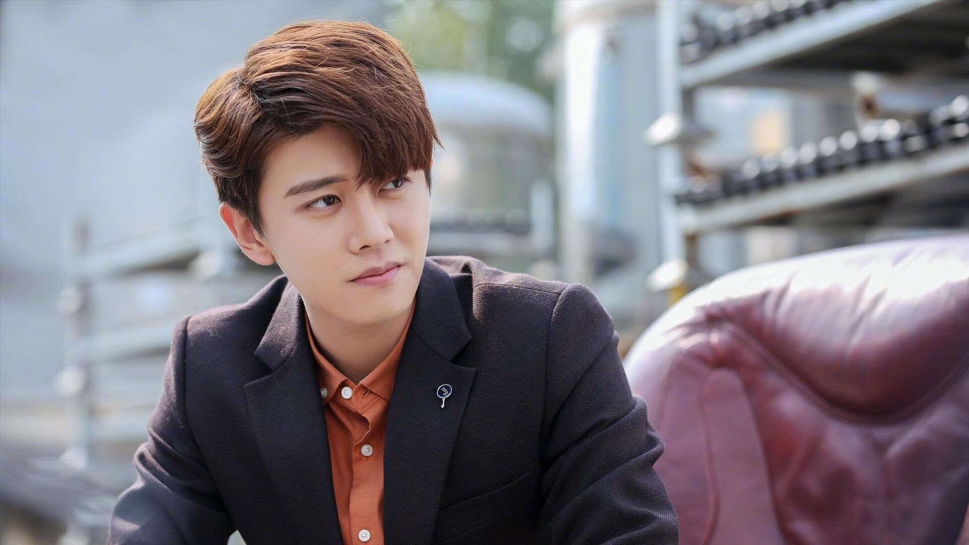 开云体育中国-交响乐与独奏者，当丹麦的节奏掌控遇上贝林厄姆的焦点光芒