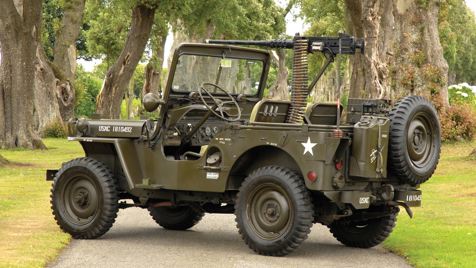 开云体育官网-库里全程高能输出!灰熊与上海队跨联赛对决引爆篮球热潮