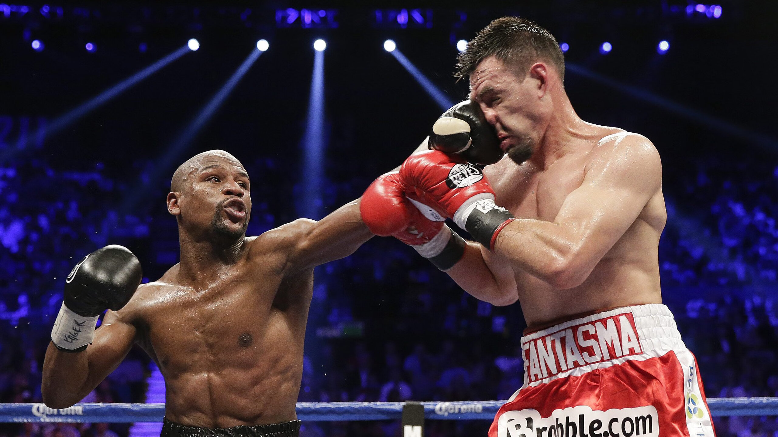 开云下载-深圳队逆转雄鹿,霍勒迪,于无声处炸响的惊雷!