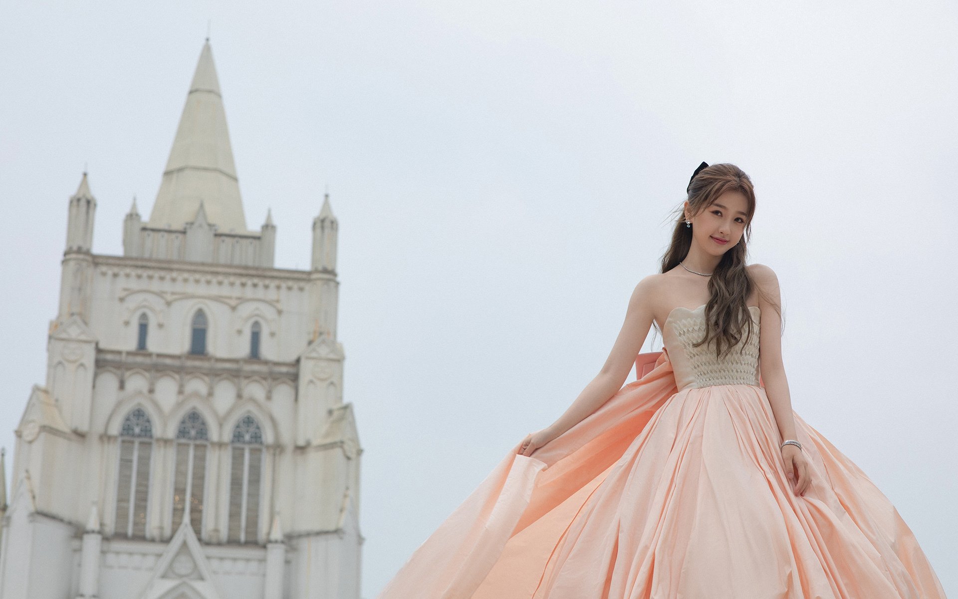 开云APP-生死线跨越质疑，西亚卡姆在焦点战击碎心魔