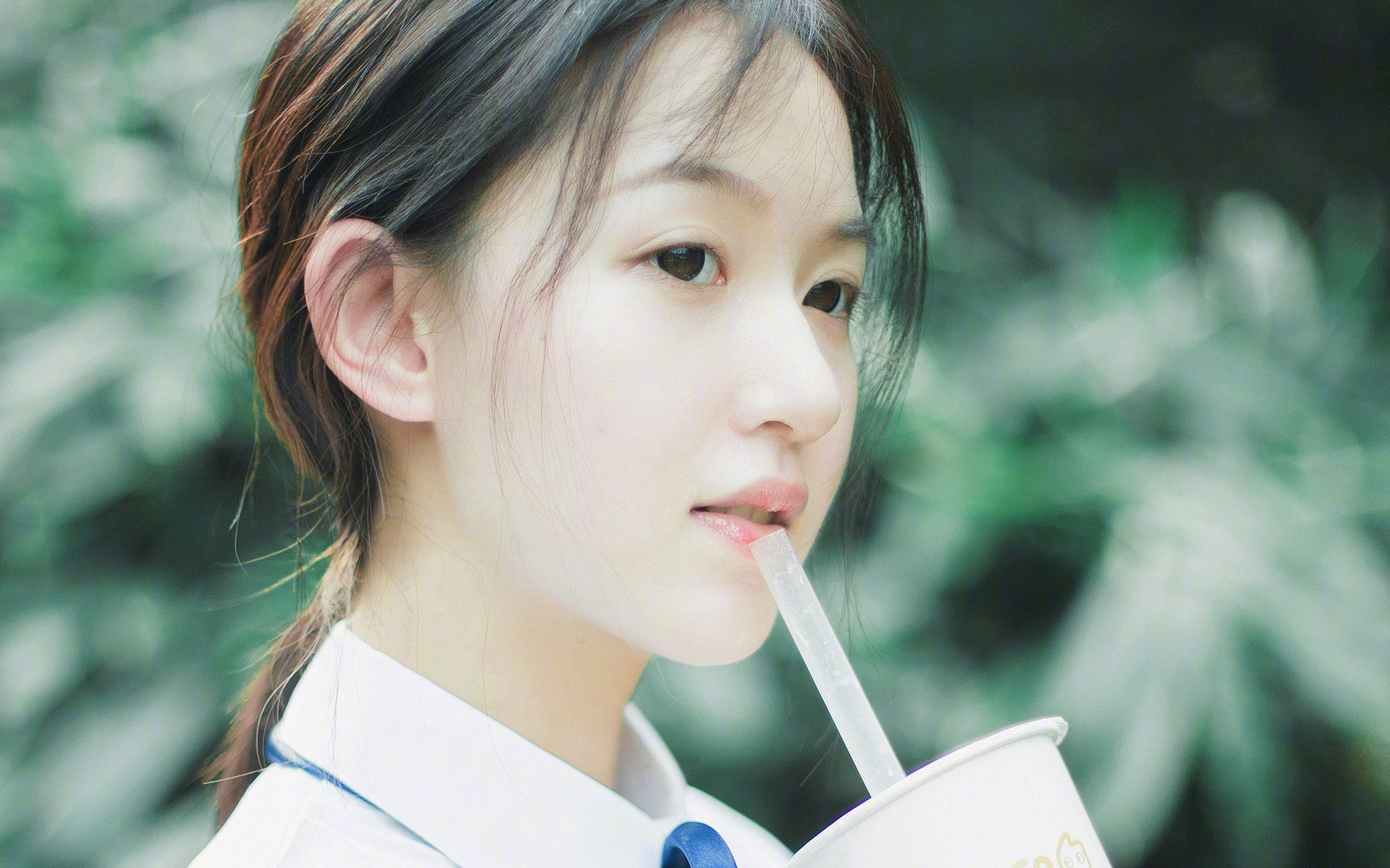 开云下载-碾碎防守的艺术,巴萨对阵卡塔尔一役,巴雷拉进攻端无人可挡